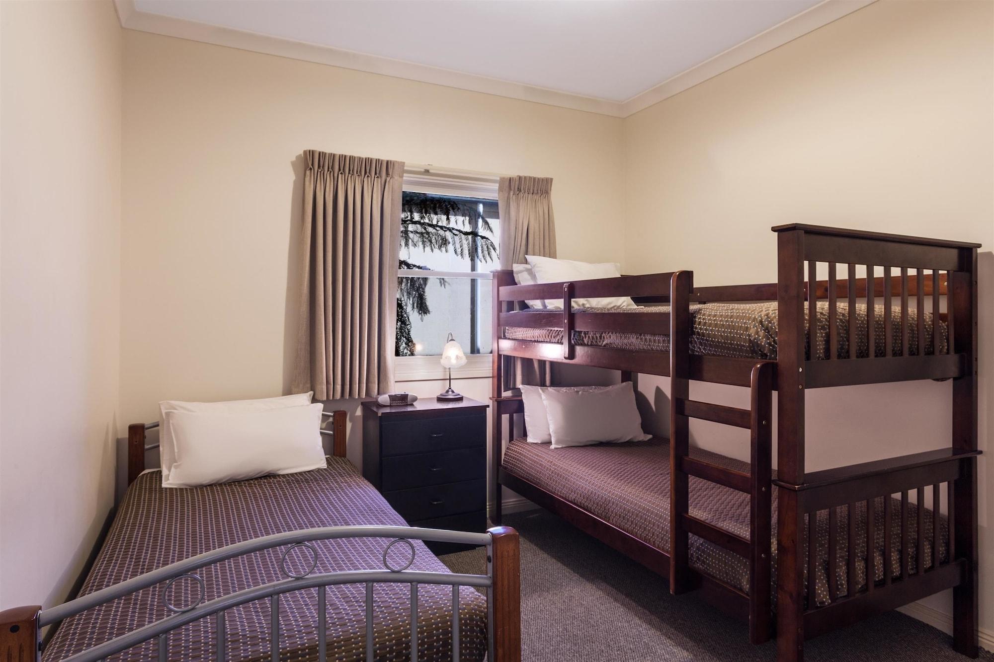 ווארנאמבול Best Western Olde Maritime Motor Inn מראה חיצוני תמונה